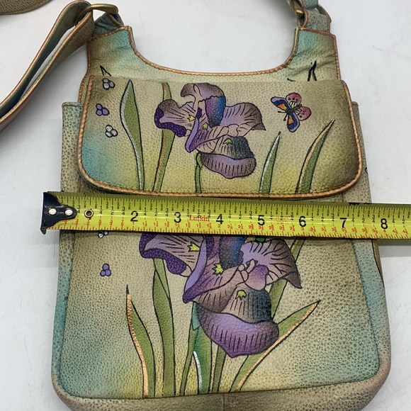 Manifique Hand Painted Floral Crossbody Bag. MCB3013E - Picture 7 of 8